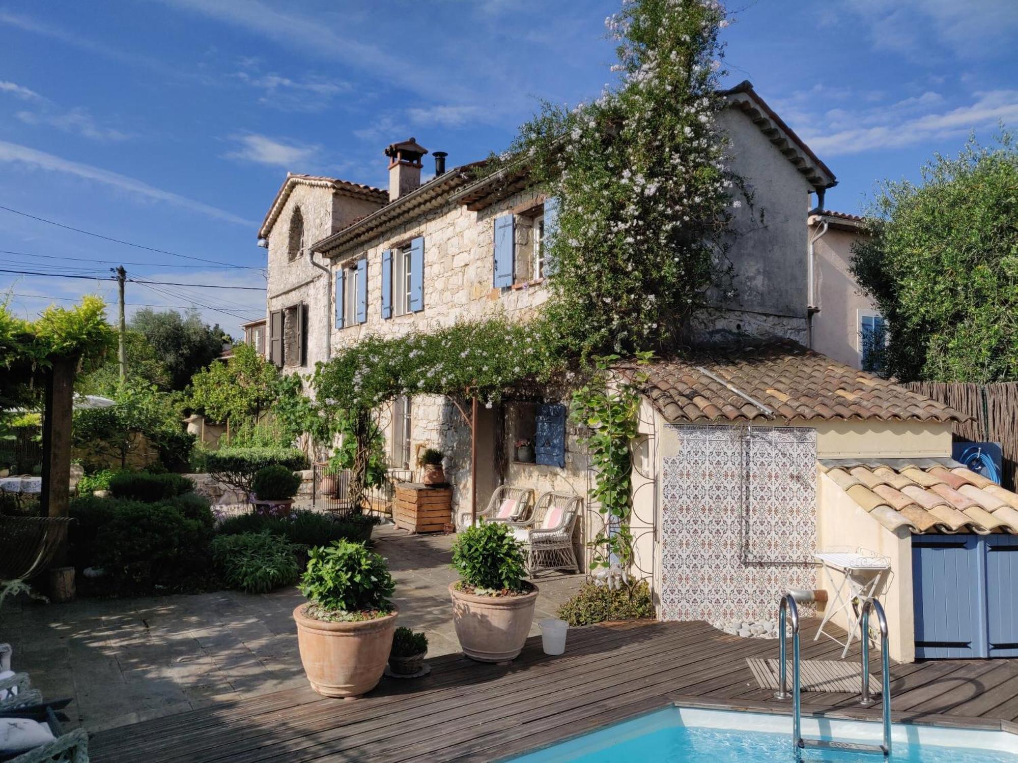 Le Mas Saint Pierre Roquefort-les-Pins Exterior foto