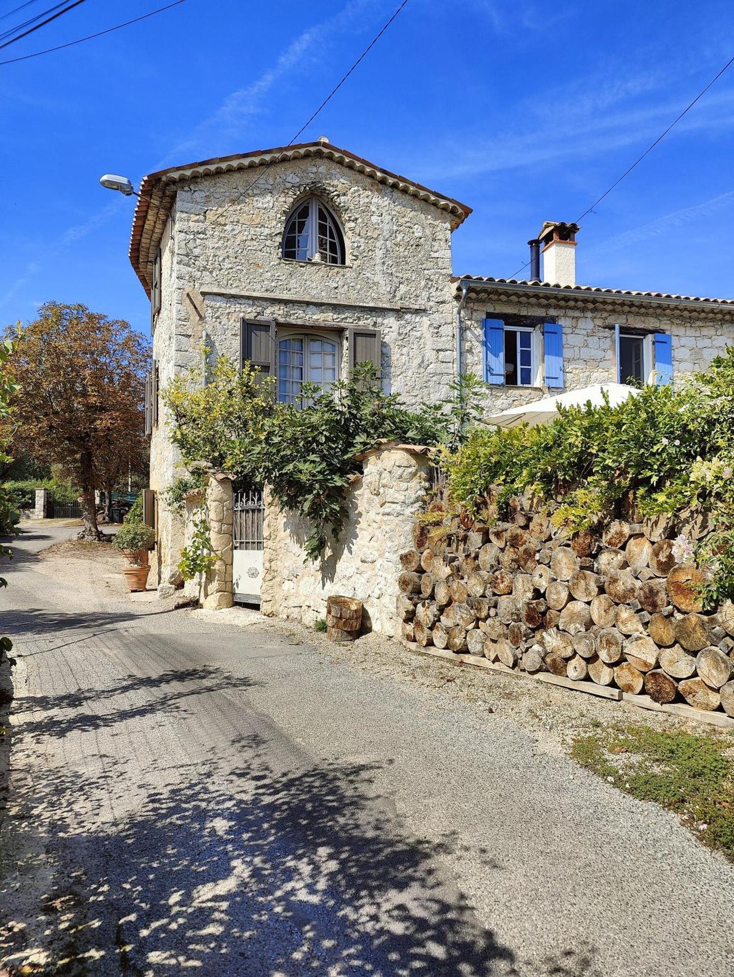 Le Mas Saint Pierre Roquefort-les-Pins Exterior foto