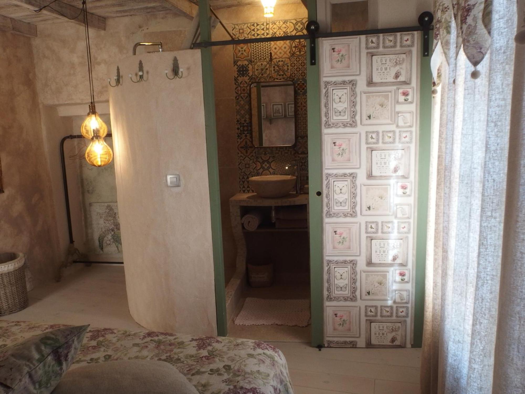 Le Mas Saint Pierre Roquefort-les-Pins Zimmer foto